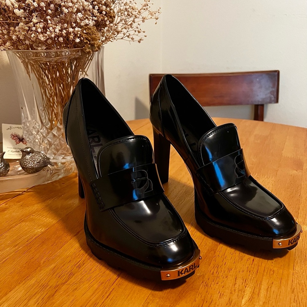 KARL LAGERFELD Patent High Heeled Virna/F23 Loafers Women's Size 10M